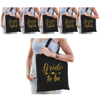 Vrijgezellenfeest dames tasjes/ goodiebag pakket: 1x Bride to Be zwart goud+ 5x Bride Squad zwart go