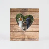 Bedankkaartje met foto in hartje en houten achtergrond - Trouwen (proefdruk)