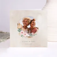 Vierkante trouwkaart met bloemenkrans en foto - Trouwen (proefdruk)