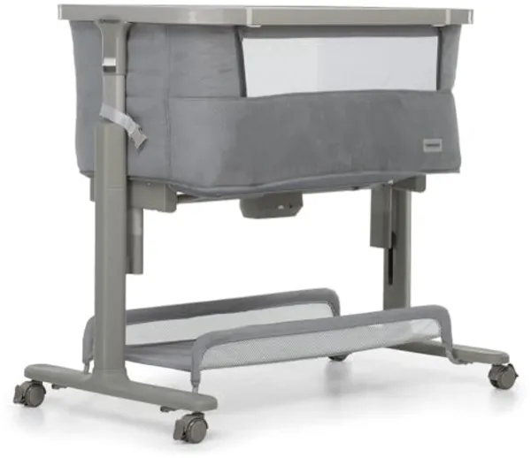 Co-sleeping kinderbed met oscillerende functie en muziek