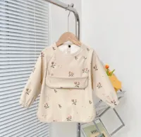 kliederschort - slabbetje met mouwen - zomer slab - bloemen - Baby peuter slabber - wasbaar - herbruikbare slabber - eten zonder te smeren - slabbetje met bloemetjes - slabber voor kleine kinderen