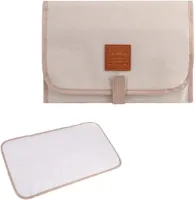 Allecto Plus - Opvouwbare Luieronderlegger voor Comfort en Gemak - Waterdicht met Magische Stickers - Ideaal voor Reizen en Uitstapjes