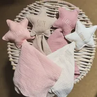 Baby cadeau mousseline knuffeldoek met naam (Khaki