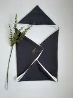 Badcape | Comykids| Wafelkatoen | Donkergrijs | Soft | Uniek| Comfortabel | Kraamcadeau | Babyshower cadeau