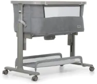 Co-sleeping kinderbed met oscillerende functie en muziek