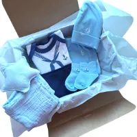 Kraamcadeau pakket - unisex - blauw - watersport - bootjes - matroos - Kraammand - Babycadeau - zeilen - Babyshowercadeau