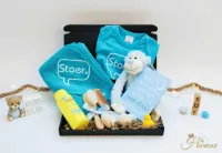 Kraamcadeauset 8 stuks Stoer - Hawsaz.nl Geboortecadeau - Babyset - Badcape - Knuffel - Gepersonaliseerd cadeau - Babyverzorging - Babykleding - Genderneutraal - kraampakket - Geschenkset - Zwitsal - 