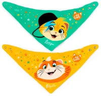LULABI 44 GATTI BOY - Set van 2 slabbetjes, 100% zacht katoen met opdruk "44 Cats", slabbetje in verpakking, knoopsluiting, hypoallergeen, herbruikbaar, unisex, 21 x 17 cm - Kleurrijk