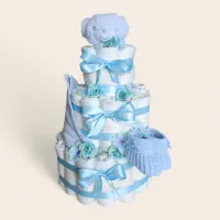 Luiertaart - 3 lagen - blauw - slofjes - knuffelkonijn - slabber - pampers