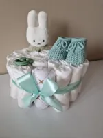 Luiertaart small rammelaar neutraal groen- babyshower- kraamcadeau