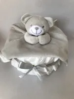 Luiertaart small neutraal met knuffeldoekje | kraamcadeau | babyshower | kraamfeest