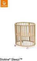 Stokke Sleepi Mini, Natural - Ovale wieg Geschikt voor 0-6 maanden - In hoogte verstelbare bodem, afsluitbare zwenkwielen, geperforeerde matrasbodem voor luchtcirculatie